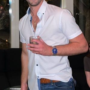 Men’s casual button up